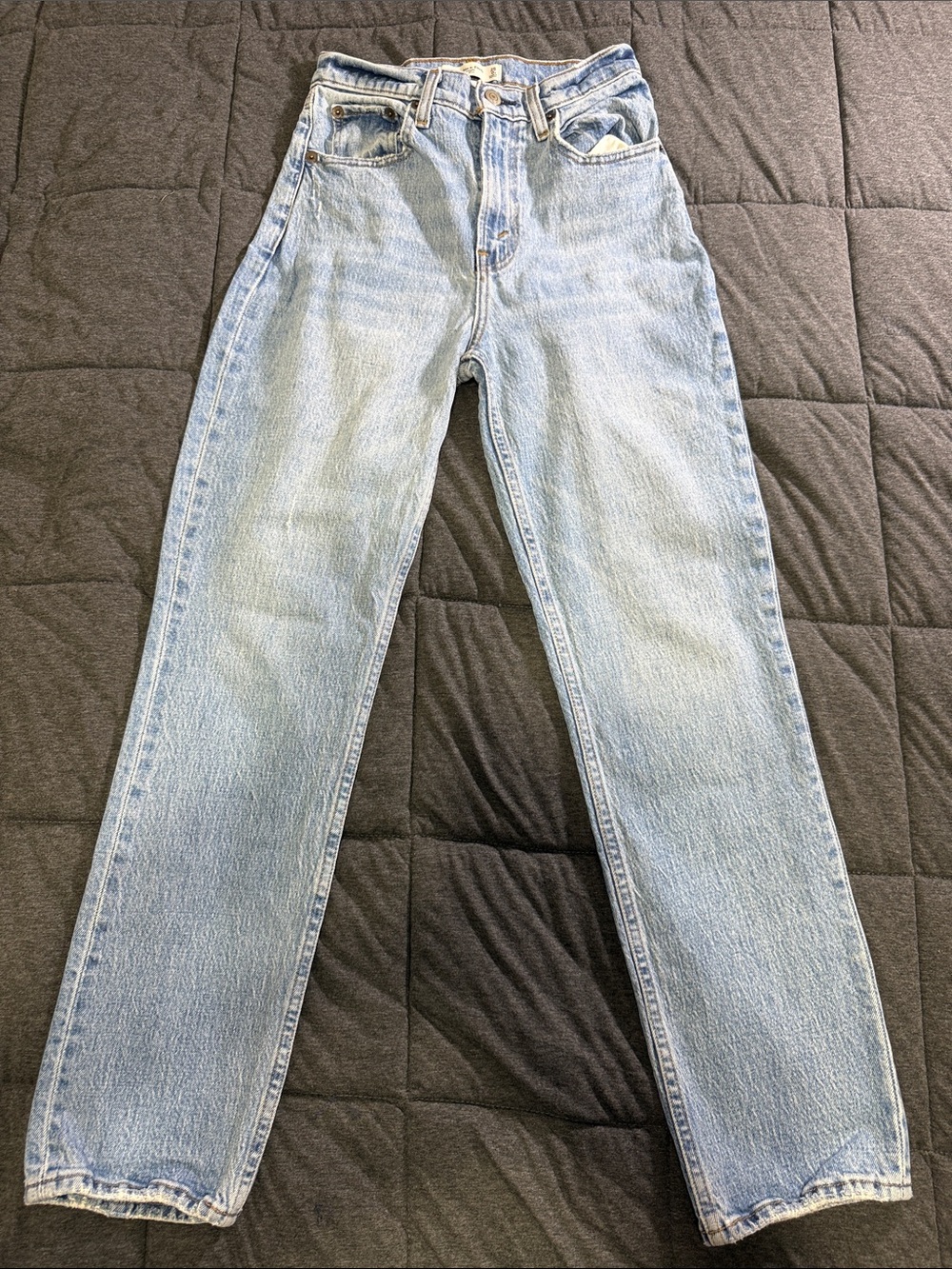 Abercrombie & Fitch Curve Love The '90s Straight Ultra High Rise Jeans 25/0s